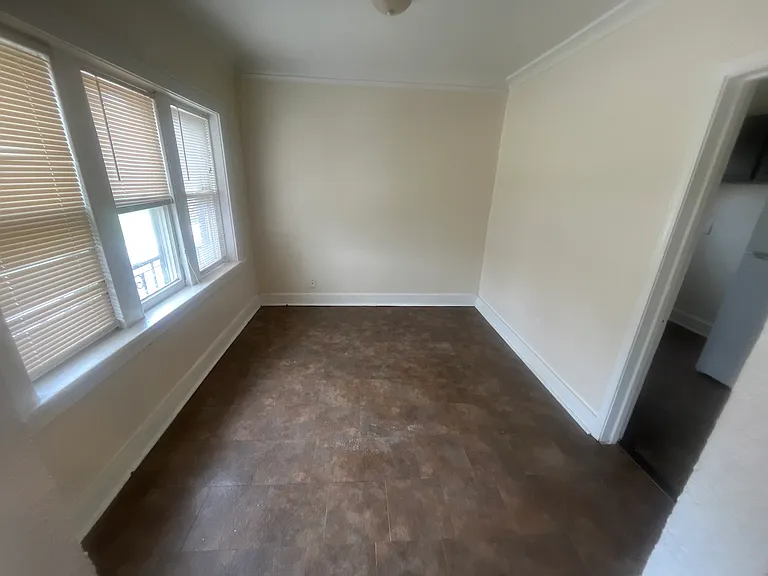 1625 W Keefe Ave #3 — Photo 3