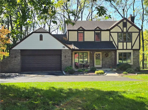 5661 Sullivan Trl, Nazareth, PA 18064