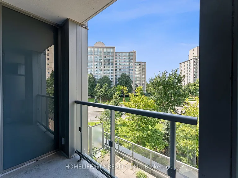 18 Graydon Hall Dr #904 — Photo 22