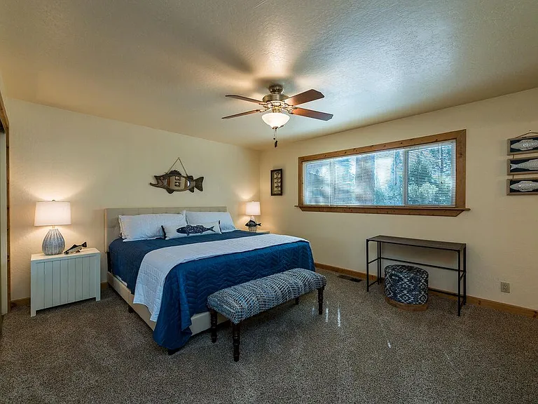 3130 Fabian Way — Photo 13