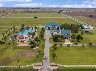 557 County Road 451, El Campo, TX 77437