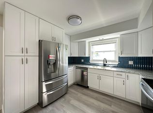 2281 Lane Rd, Upper Arlington, OH 43220