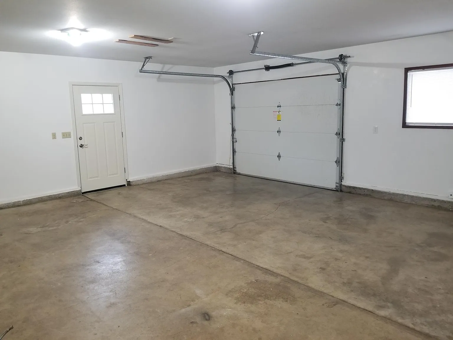 4 bed, 3000 sqft, $3,400 — Photo 4