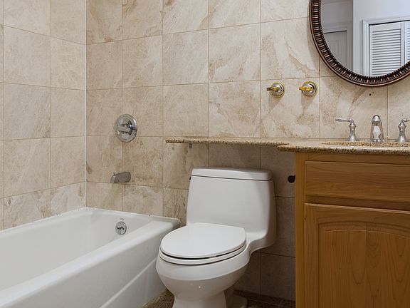 5th image of 3636 Prince St APT 5B