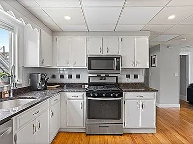 14 Staples Ave #2 — Photo 8