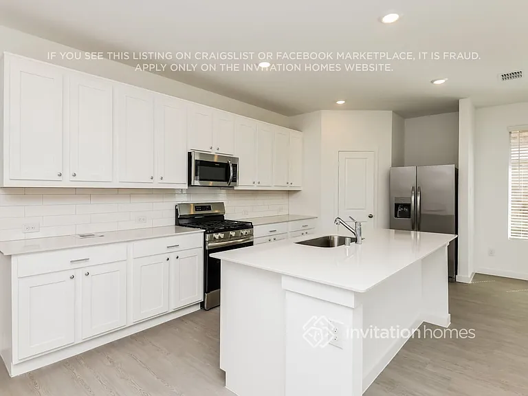 312 Sedalia Trl — Photo 5
