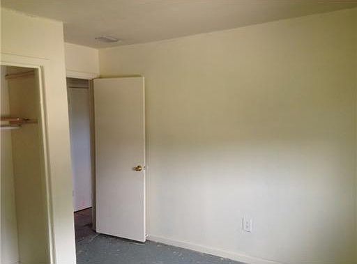 4th image of 6137 Victorian Dr