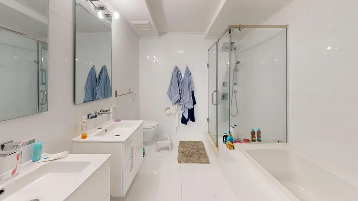 Rented by Bond New York | media 12