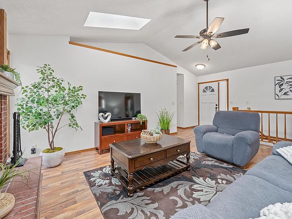 5th image of 7307 W Barrington Ct