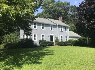 31 Pioneer Cir, Attleboro, MA 02703