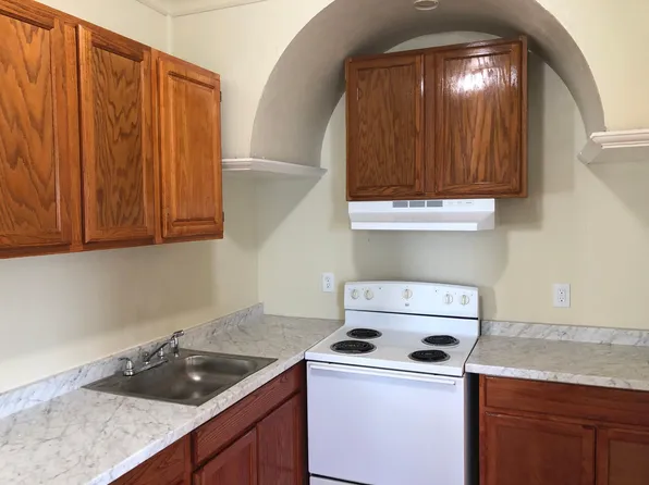 1406 Caroline St #4B, Fredericksburg, VA 22401