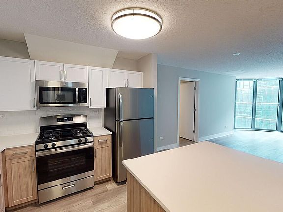 5th image of 221 N Columbus Dr #4004