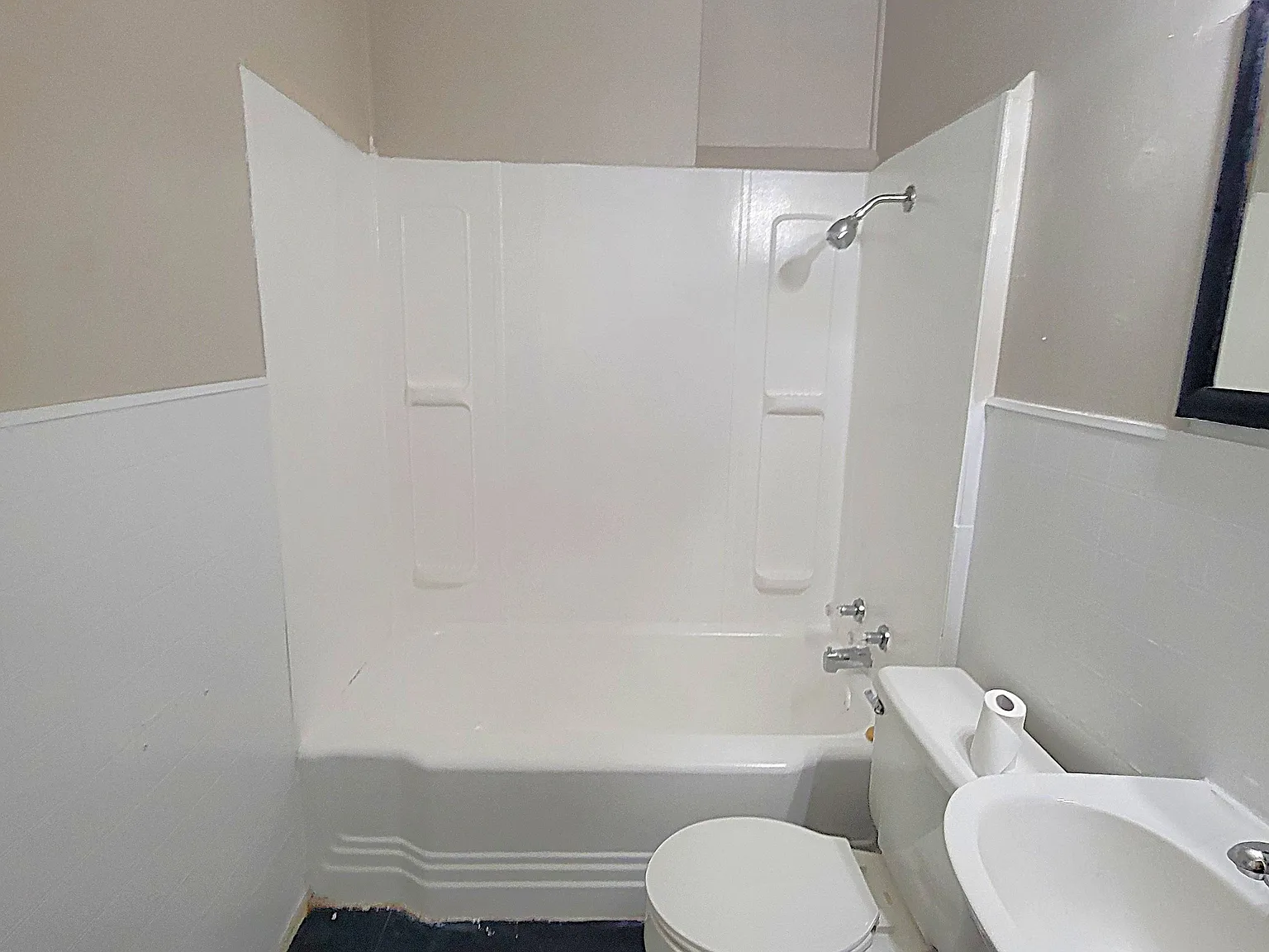 2 bed, $1,075 — Photo 3
