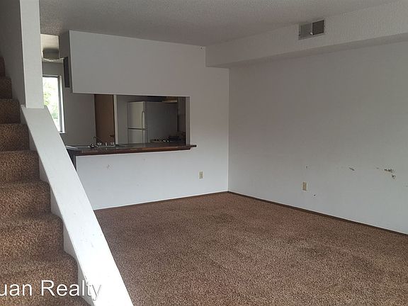 3rd image of 2508 N Lee Ave APT 1