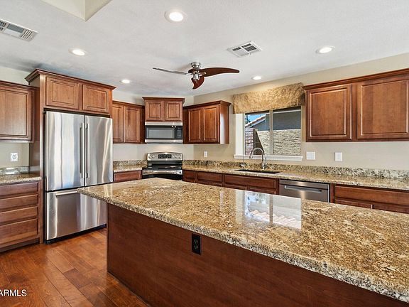 3rd image of 4332 E WOODLAND Drive
