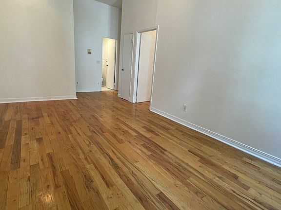 2nd image of 114 E 39th St APT 3A