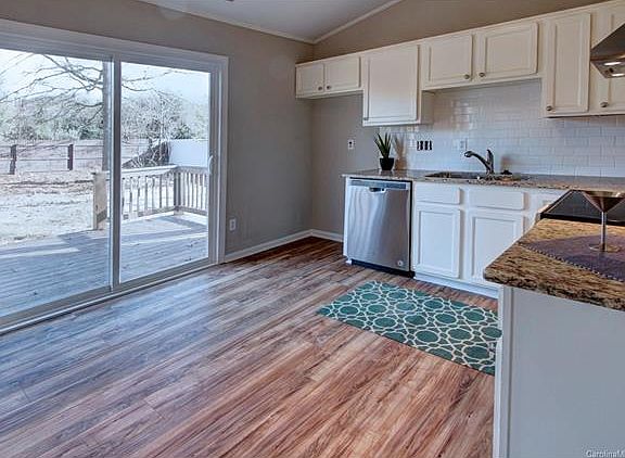 5th image of 7311 Meadowland Dr