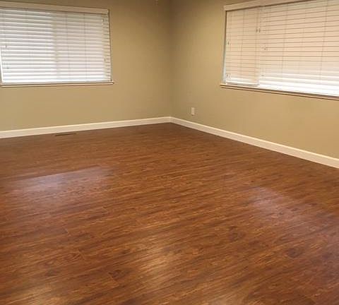 5th image of 1660 Koch Ln