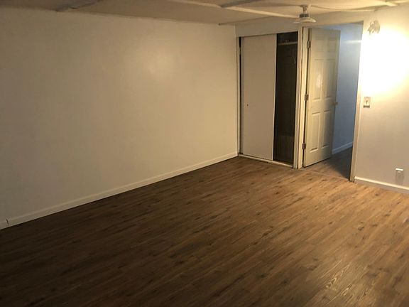 4th image of 625 54th Ave N #B