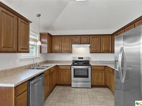 3rd image of 5823 Alexandria Dr
