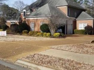 8670 Tanoak Dr, Germantown, TN 38138