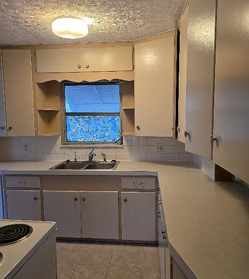 1453 Grove St — Photo 15