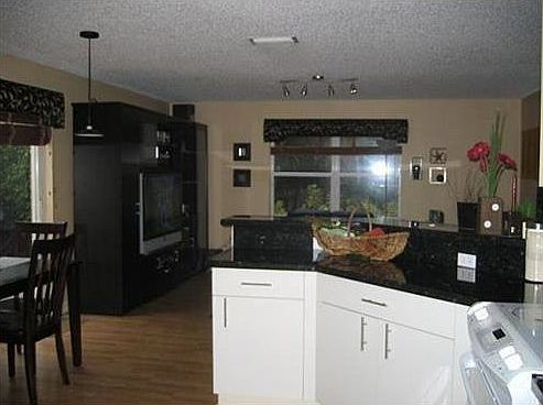 4th image of 5348 NW 113th Pl