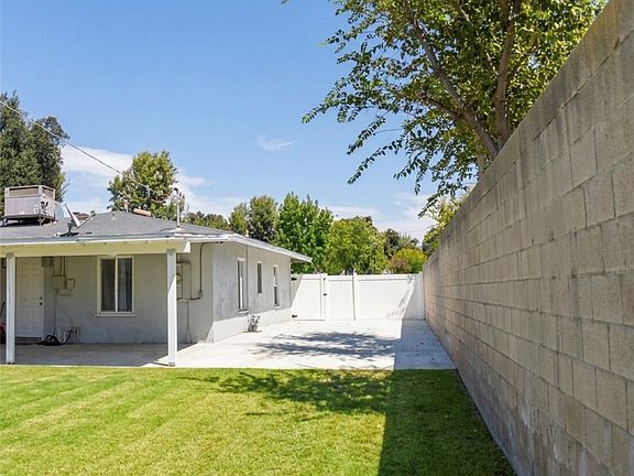 4th image of 6759 Mount Whitney Ave