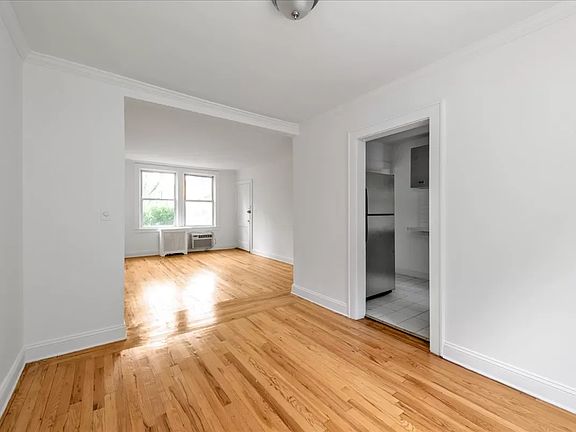 5th image of 39-51 44th St