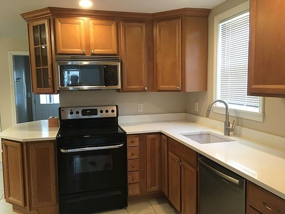 Kitchen Counter