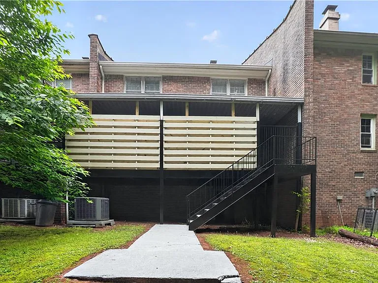 105 Glen Acres Ct — Photo 22