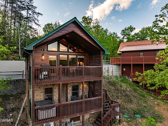 5th image of 2633 Raccoon Hollow Way