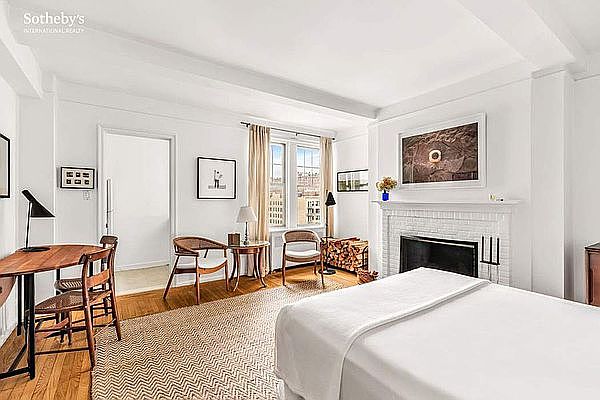 1st image of 299 W 12th St APT 15A