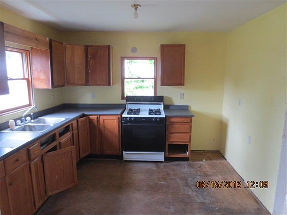 4th image of 3239 Kishwaukee St