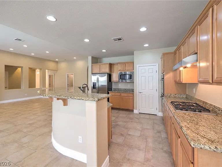 8347 Campbell Springs Ave — Photo 17