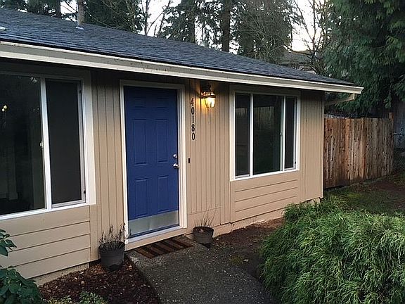 2 bed room 1 bath unit