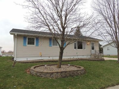 5827 Dahlia Blvd, Waterloo, IA, 50701
