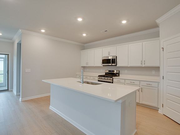 5th image of 115 Clift Creek Dr
