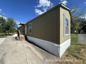310 Hester Ave