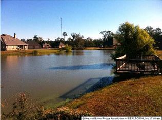 62 Creekstone Dr, Denham Springs, LA 70726