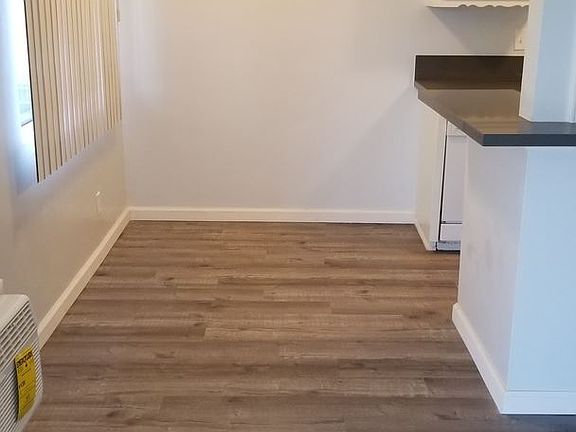 5th image of 409 N Marguerita Ave APT 8