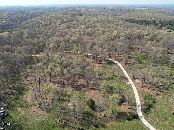 4th image of TRACT Four 0 Private Rd #1184