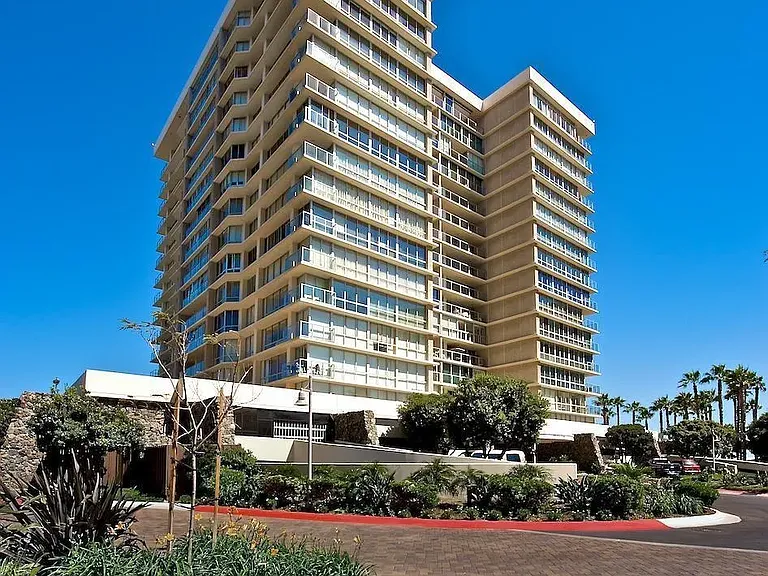 1820 Avenida Del Mundo #508 — Photo 31
