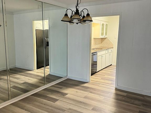 4th image of 7709 Meadow Park Dr APT 103