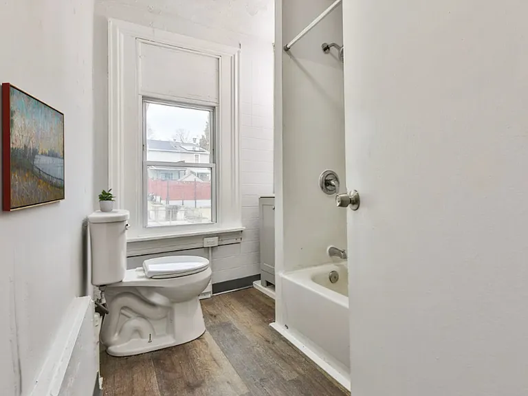 727 Front St #2 — Photo 13