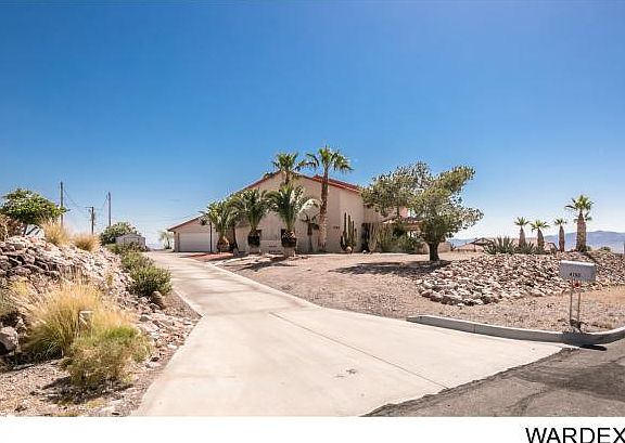 2nd image of 4150 Yucca St