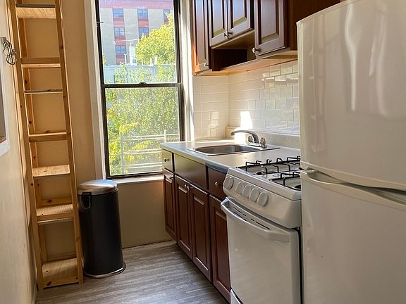 4th image of 436 15th St #3