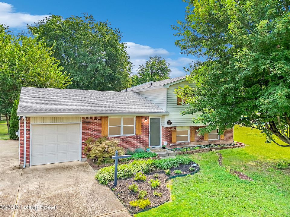 1st image of 4811 Lunenburg Dr