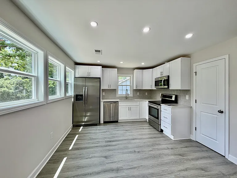183 Converse Cir — Photo 11