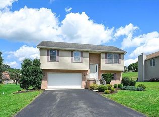 39 Brattleboro Dr, Greensburg, PA 15601